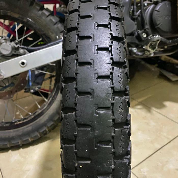 Ban custom semitrail Wiro japstyle 4.00/17