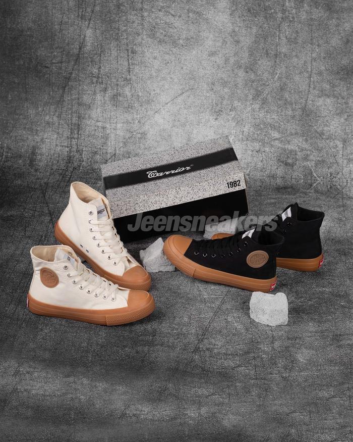 Warrior Sparta HI Gum Casual Shoes Sneakers Pria