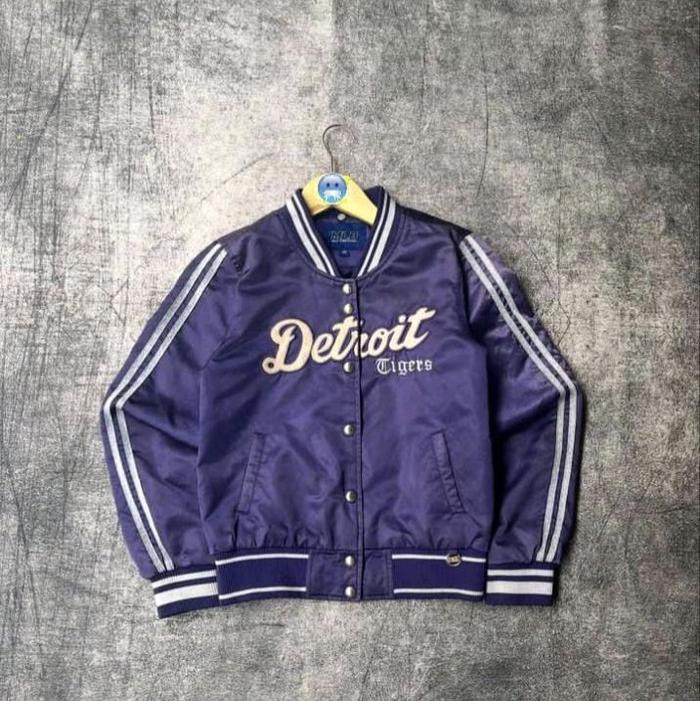 VARSITY MLB DETROIT size 90