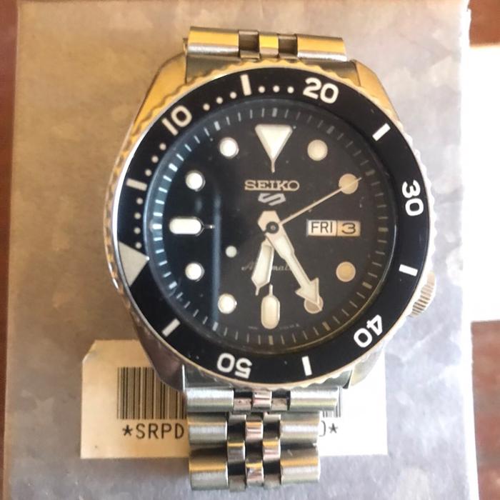 Jam tangan seiko 5 sport automatic bekas. Kondisi mulus