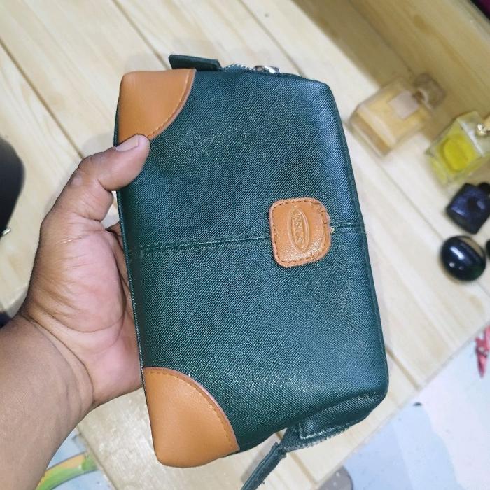 dompet brics Qatar seperti di gambar