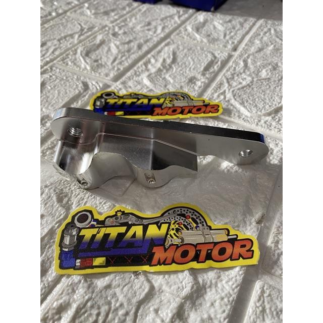 BREKET MONOBLOK KIRI UNTUK KALIPER 4 PISTON MOTOR BEAT VARIO 110 125 150 SCOOPY MOTORCYCLE
