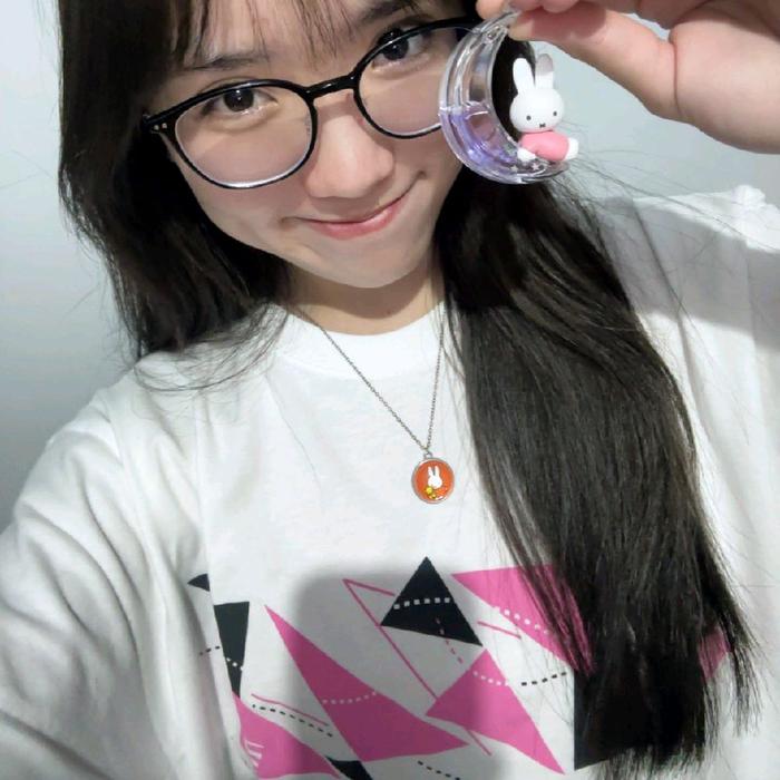 T-Shirts AKB48 66th Single "Oh my pumpkin!" Limited Edition + Photopack + Sticker Random