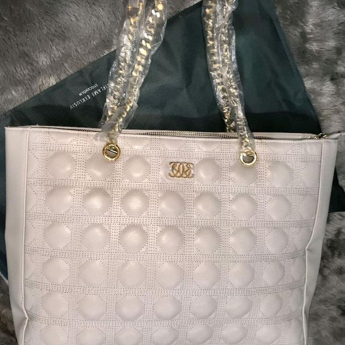 Oriflame Tas Wanita Tote Bag Tali Rantai Resleting Kapasitas Besar Cocok untuk Semua Acara Totebag K