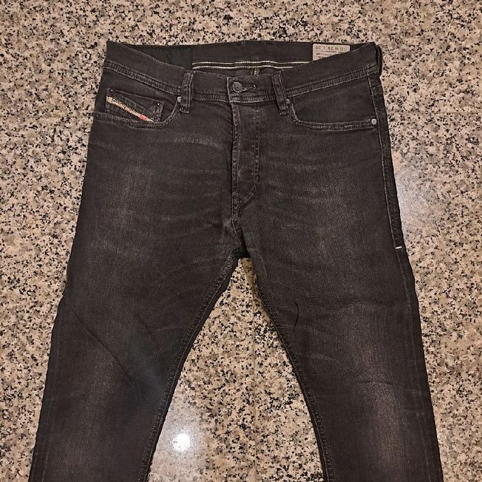 Celana Jeans Diesel Tepphar Slim Carrot Fit Black Hitam Size W28xL30 Original Second Prelove