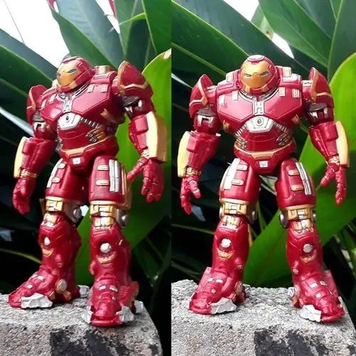 Marvel Action Figure Iron Man Hulkbuster