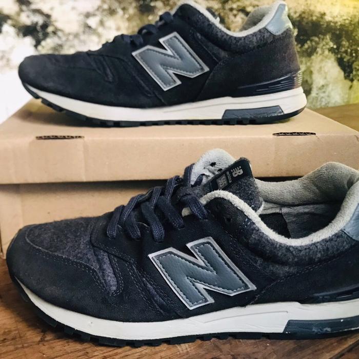 Sepatu sneakers ori nb 565 second
