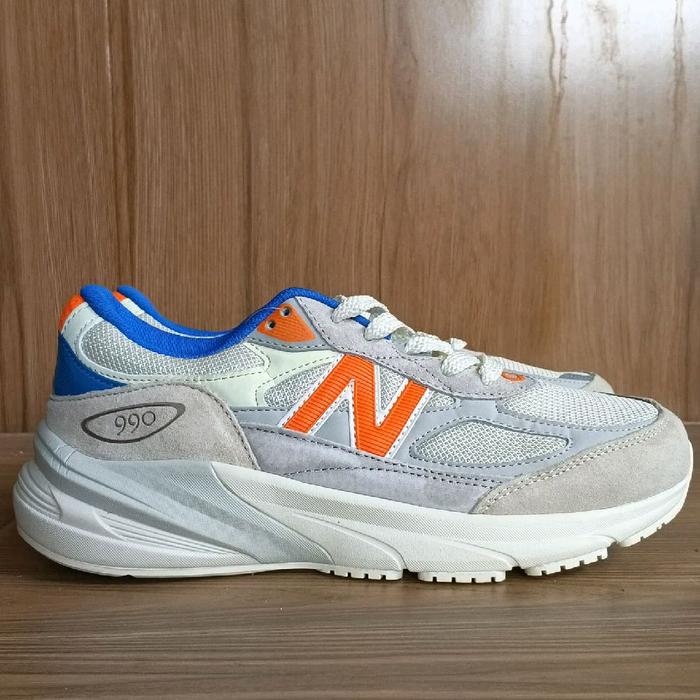 Sepatu Running Casual Pria New Balance 990v6 X Kith Madison Square Garden