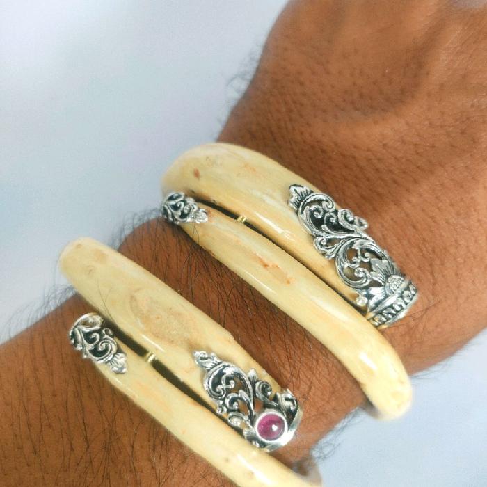 Gelang akar Bahar putih asli dengan asesoris bahan titanium lapis perak