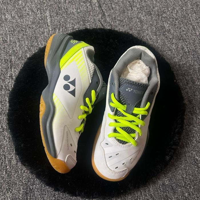 yonex shb 65 junior Pria Wanita Shoes