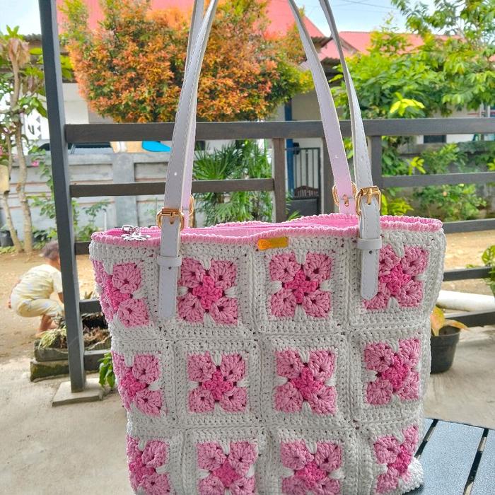 Arukala Felicity Tote Bag