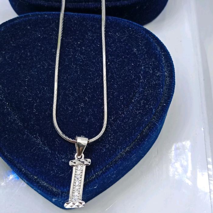 kalung kasandra ukir+liontin huruf I mata