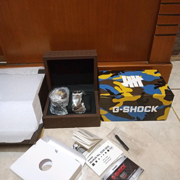G-Shock x undefeated dw 6900