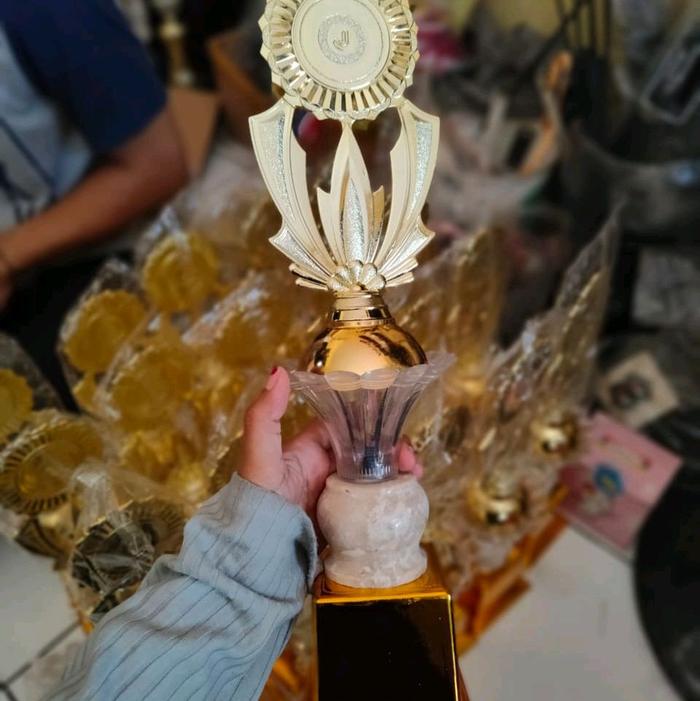 trophy tropi piala vas bening V1 bagus mewah