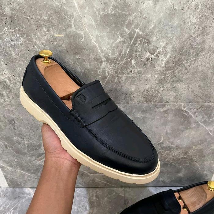Sepatu TOD'S Size 8 Fit 41 42 Original Loafers Casual Bekas Second Preloved Authentic not gucci ball