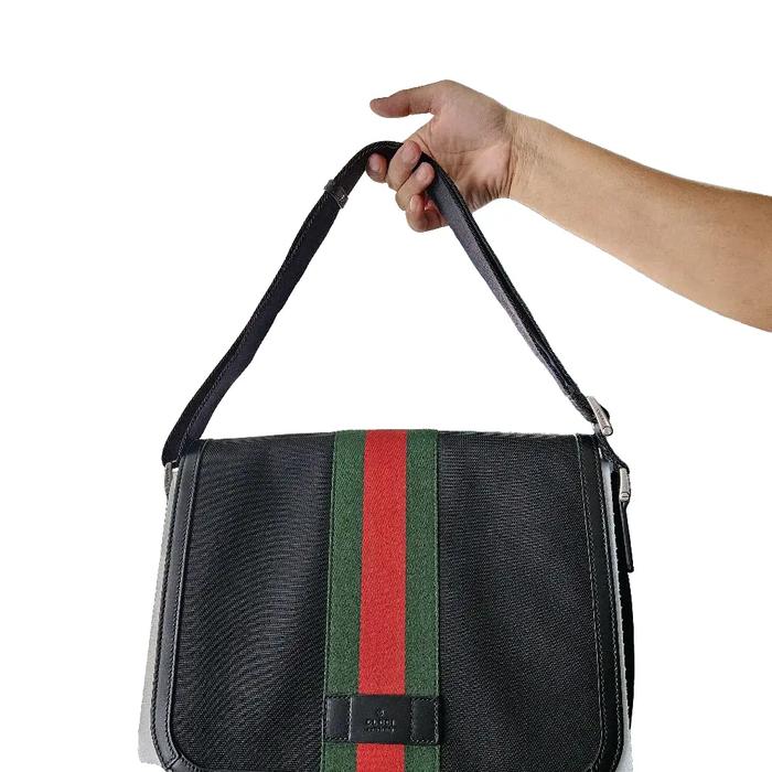 Gucci Brand New Original , Men Messenger Bag Oktober 2023 Pria Selempang Canvas Hitam Kulit