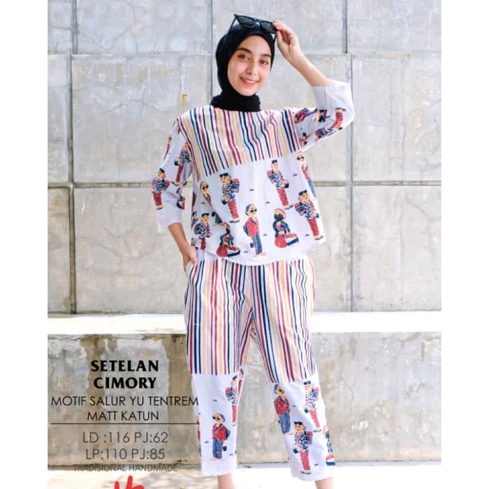 ONESET CIMORY SALUR, SETELAN WANITA