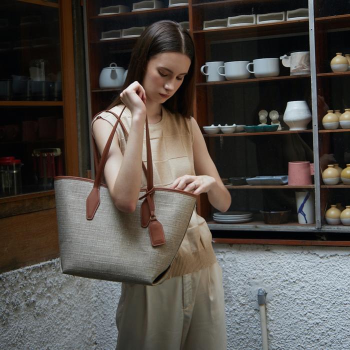 Holdrey - Gia Tote Bag (Medium) Desain Chic Kanvas Sintetis