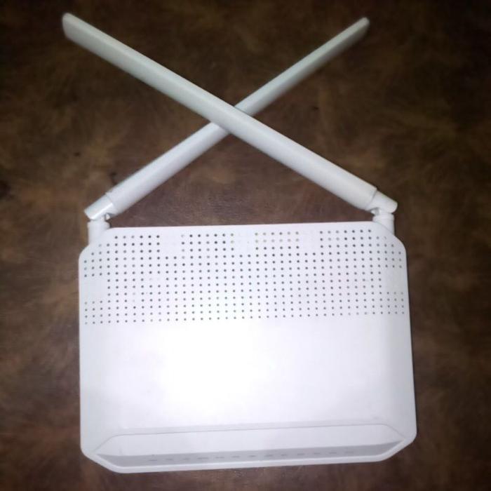 FiberHome Dual Band HG6145F Router Adaptor