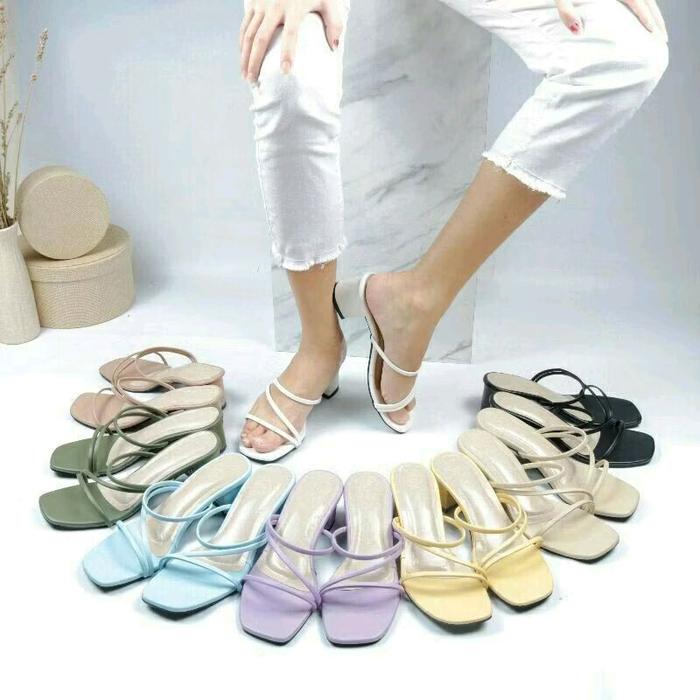 Sandal Wanita Elegan RINDI Hak Tahu 5 cm dengan Desain Tali Silang dan Sol Nyaman untuk Gaya Harian