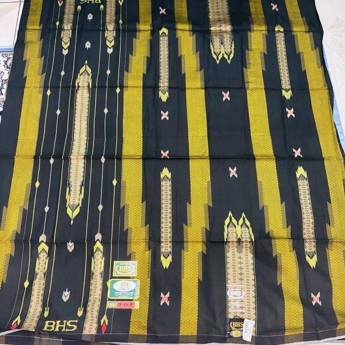 SARUNG BHS SGF GOLD FULL SUTRA dengan Desain Eksklusif dan Kualitas Tinggi