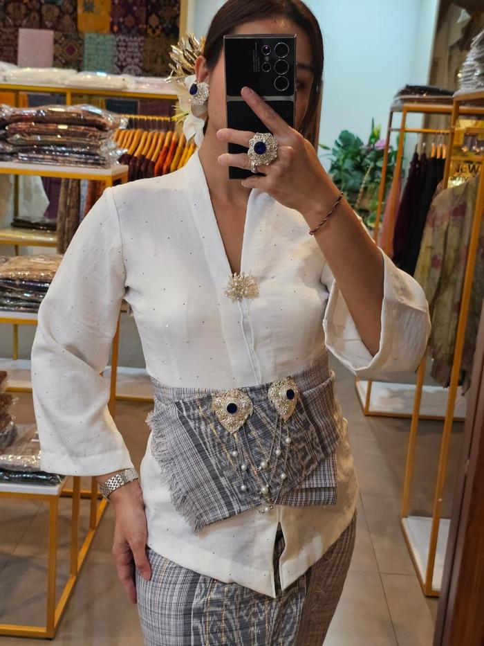 Sinarbintangbutik - Kebaya Kristal Payet Bridal