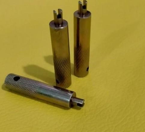 ALAT PEMBUKA PENTIL BAN SEPEDA MOTOR RODA 2 Dua HARGA SATUAN