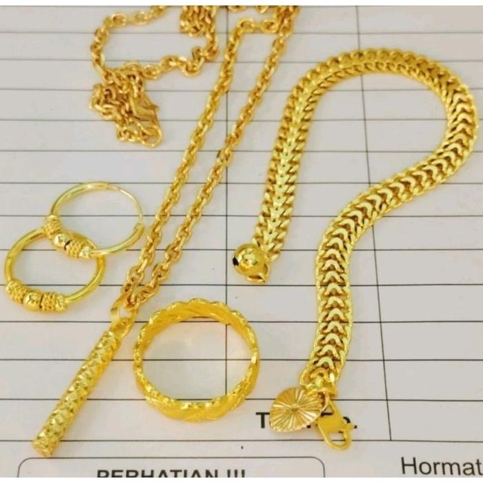 ￼SET KELABANG RANTAI MEDAN DAN ANTING GIPSY