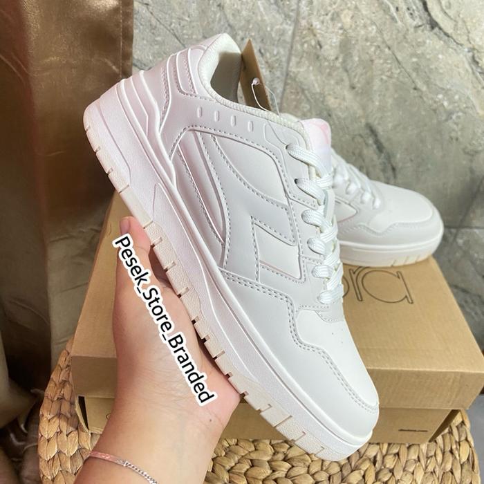 Sepatu Diadora Morty (F) Beige Original Size 37,38