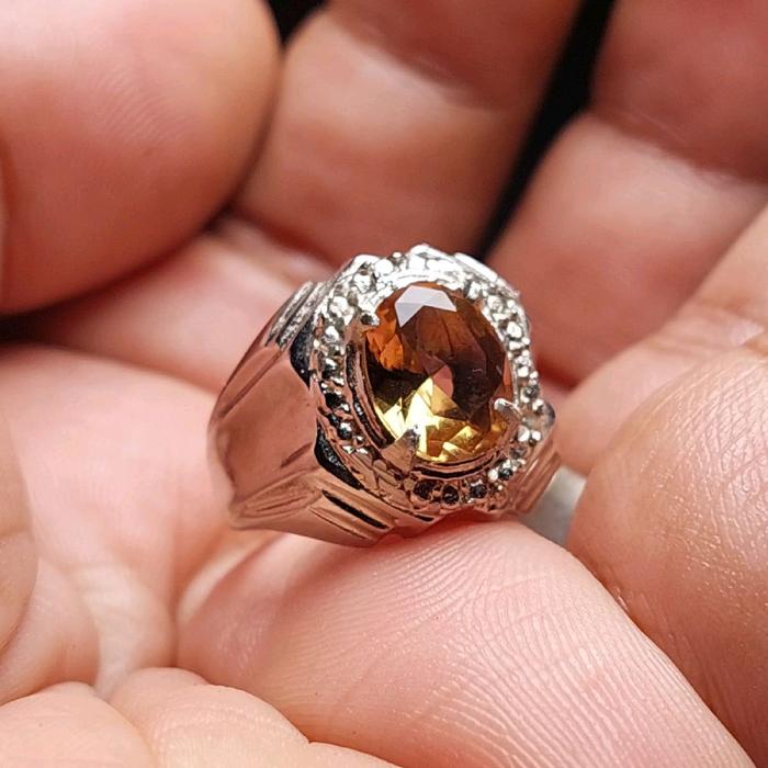 cincin zultanite cange color / batu sulapan