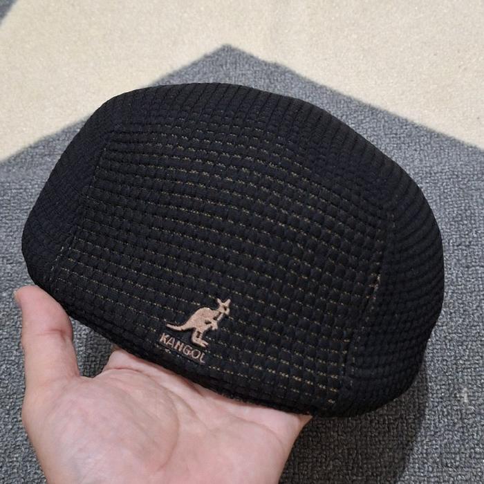 topi pet flat cap kangol two tone waffle cap original no stussy new era brixton supreme