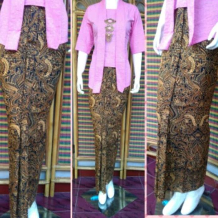 baju kebaya wisuda Jarik wiru jadi instan siap pakai wanita motif dasar coklat pisang bali