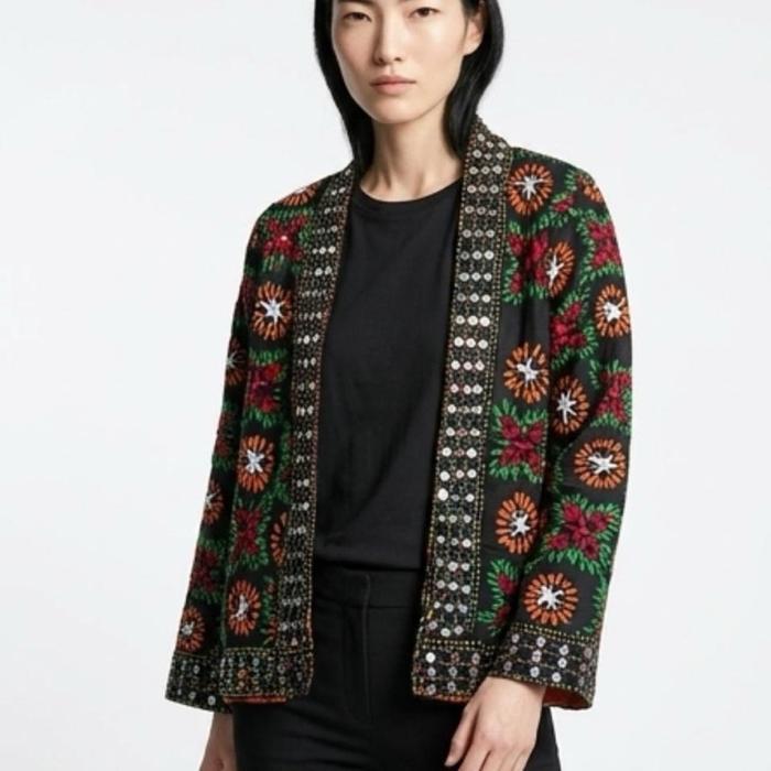 Outer Bohemian Rajut Handmade dengan Desain Bunga dan Motif Etnik Wanita Rompi Pendek Cardigan Panja