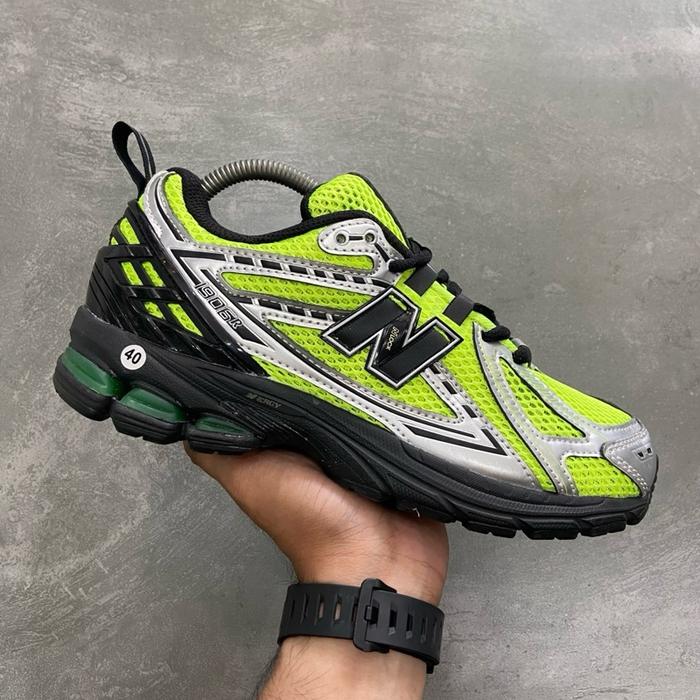 [Size 40] New Balance 1906R Volt Black Green Neon (M1906RCG) Second Kondisi Mulus Nominus. Harga Bar