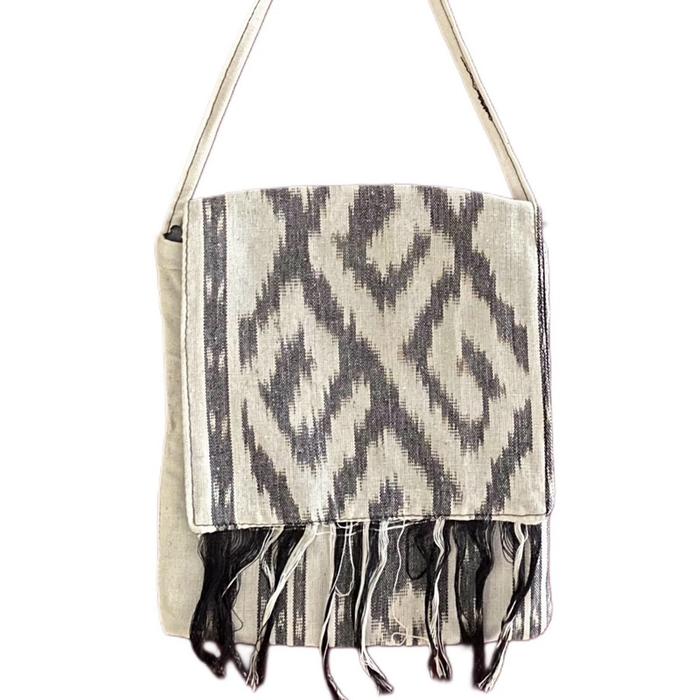 Tas Tenun Troso Model Kecil Simpel Tas Etnik Tas Tali dengan Penutup Motif Toraja Dayak Kalimantan