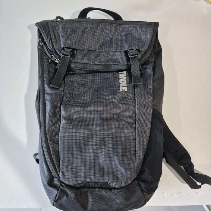 thule enroute backpack 20 L