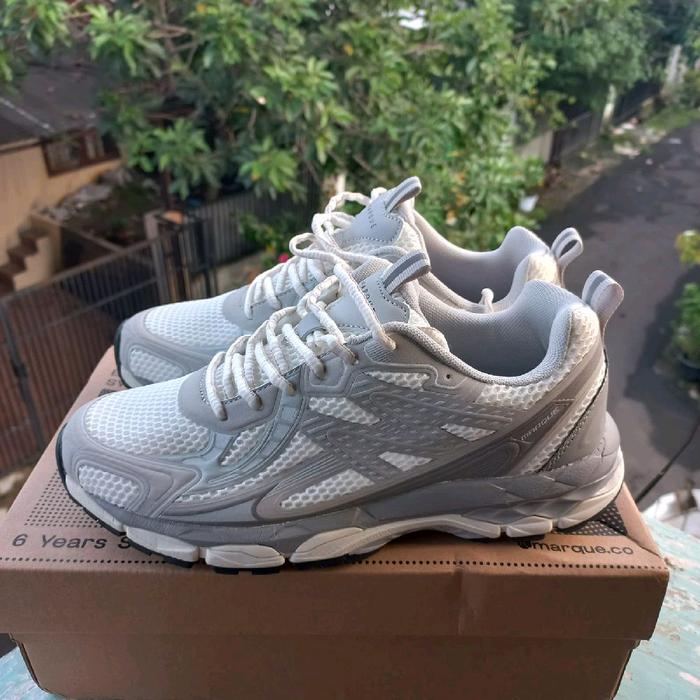 Sepatu casual Marque atlas size 43