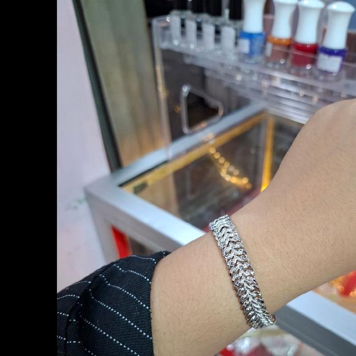 Gelang Wanita Model Terbaru lipan V 1cm silver