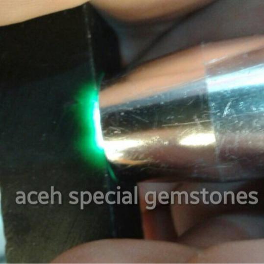 bongkahan batu giok black jade _ asli aceh _