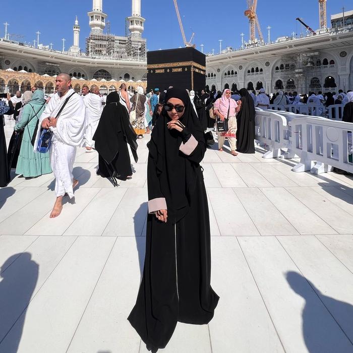BRSYARI SAQIFAH Abaya Set Haji dan Umroh Gamis Syari Bahan Jetblack