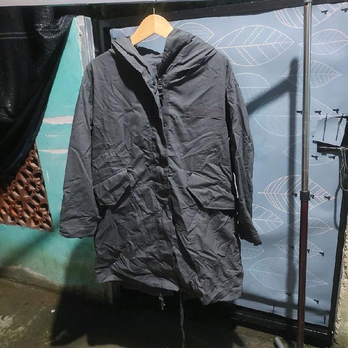 jaket thrifting trhrift plastic island jaket import
