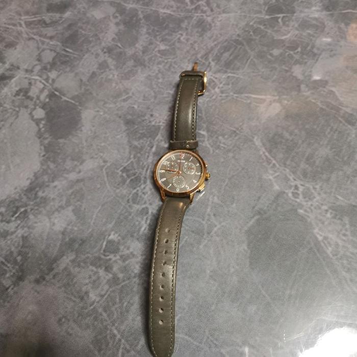 Jam tangan wanita titus ross gold