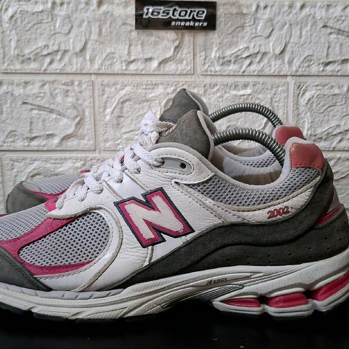 NEW BALANCE 2002r ORIGINAL  SECOND
