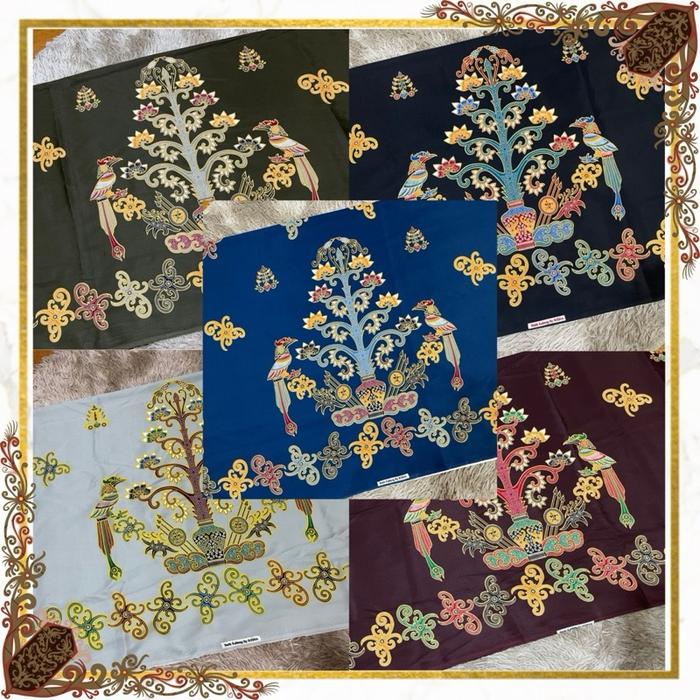 (HARGA PER SETENGAH METER) Kain Batik khas Kalimantan Tengah motif Batang Garing bahan semi sutra te