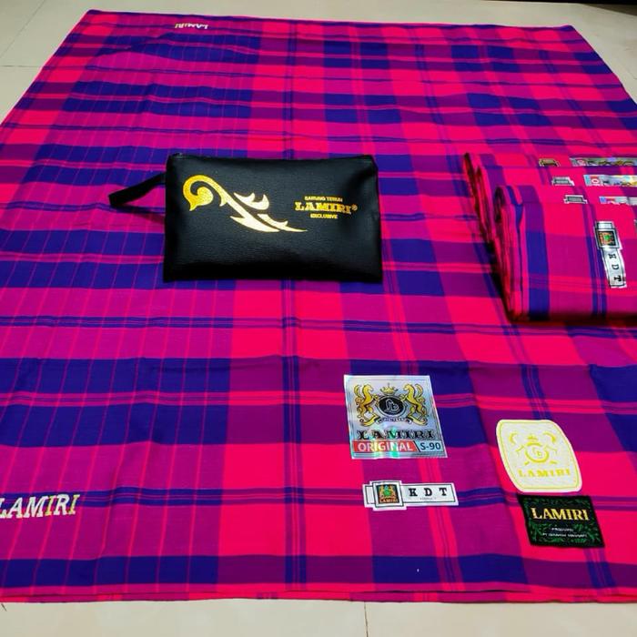 Lamiri Sarung Lamiri Original S-90 Type KDT dengan Desain Plaid Merah dan Ungu