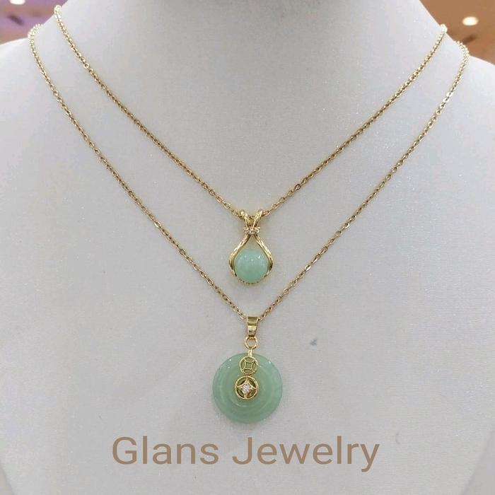 Kalung Titanium Liontin Giok Bulat