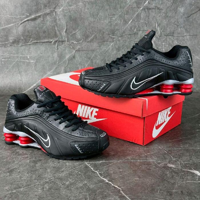 NIKE SHOX R4 BLACK RED 100% BNIB
