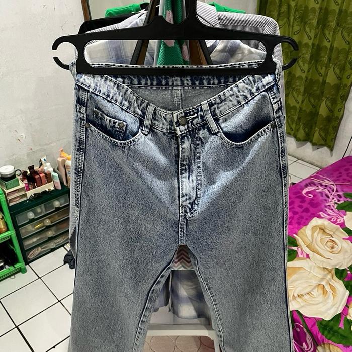 Boys jeans jiniso ukuran 33 (Preloved)