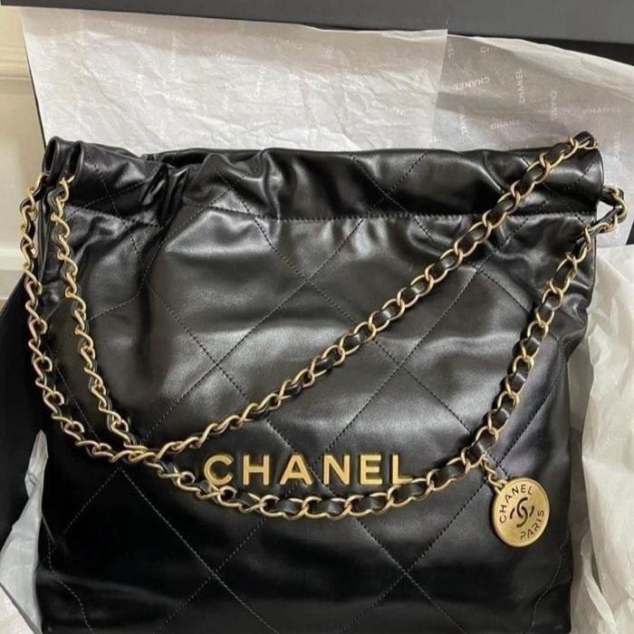 Authentic Chanel 22 Small 35cm Black Lambskin Preloved