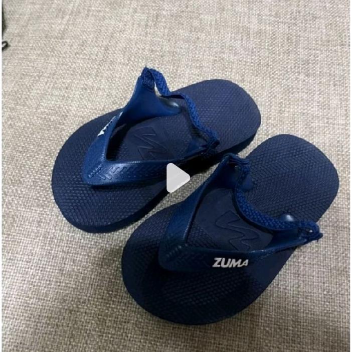 Zuma Baby Classic 4 Sandal Jepit Karet Bayi Size 21/22 Preloved